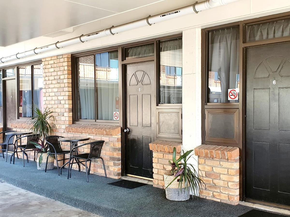 Archer Park Motel Rockhampton Zewnętrze zdjęcie