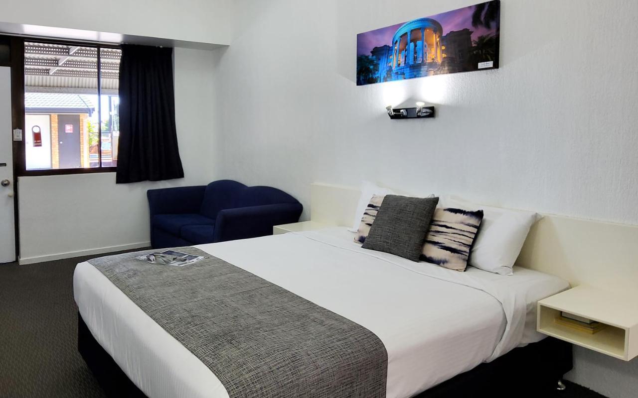 Archer Park Motel Rockhampton Zewnętrze zdjęcie